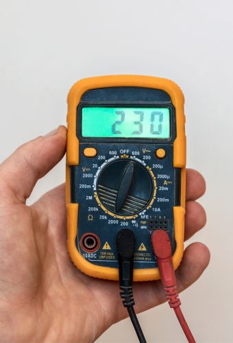 Tool that allows to test power 